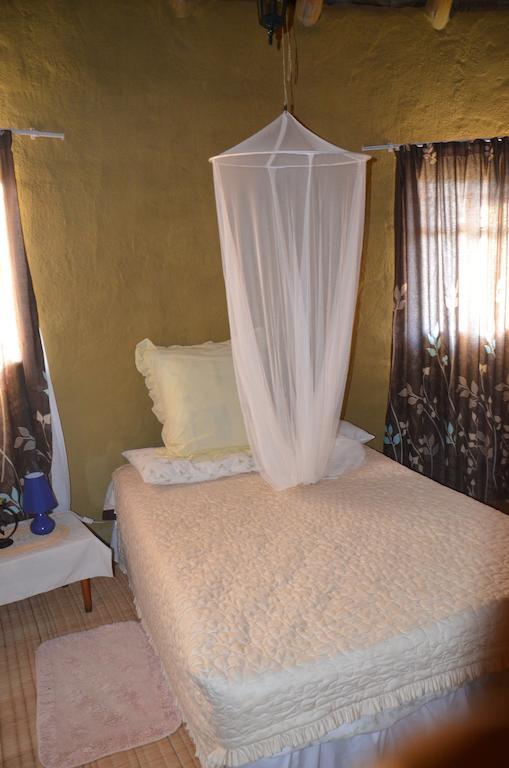 Bama Lodge Rietfontein Zimmer foto